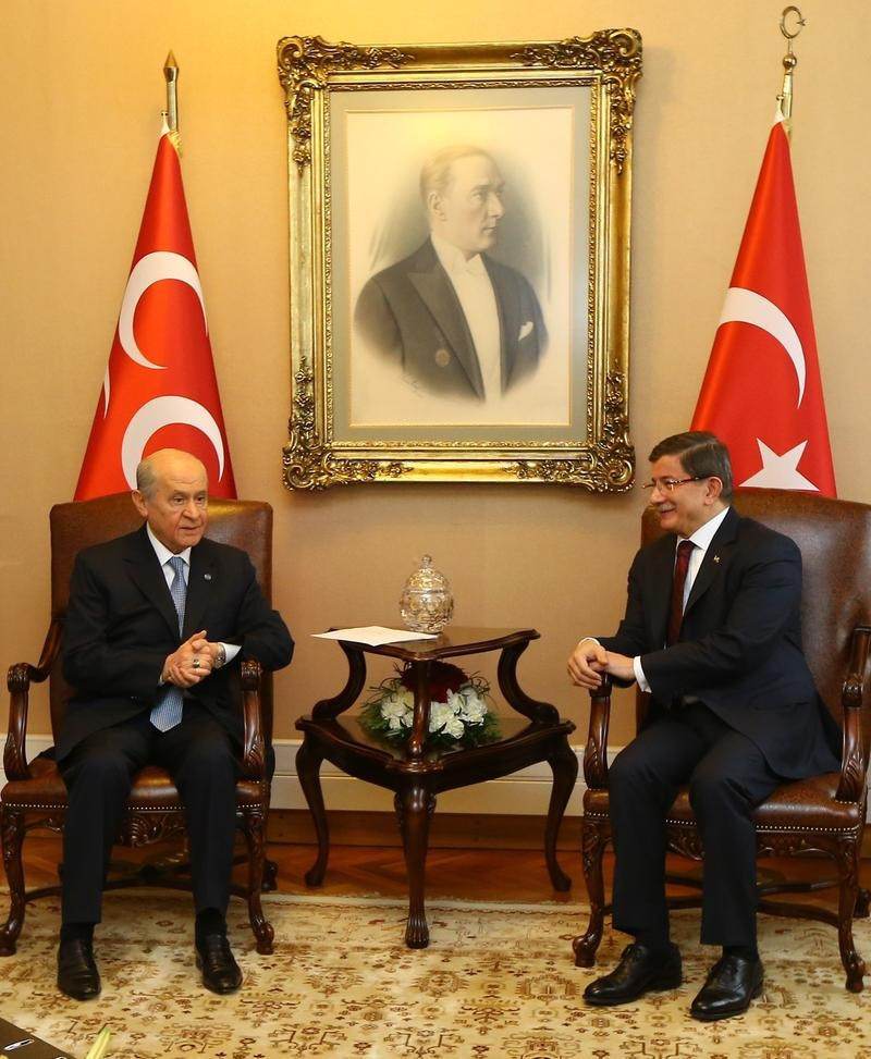 MHP Lideri Bahçeli, Davutoğlu'nu bakın nasıl karşıladı! - Resim: 3