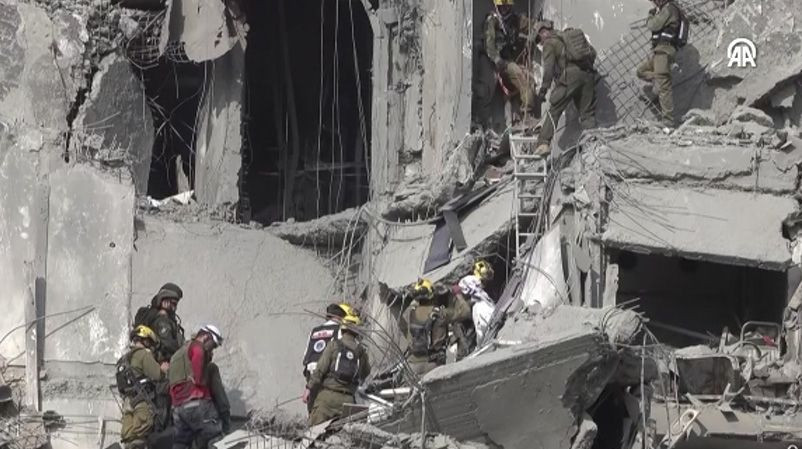 İran'dan fırlatılan füze doğrudan isabet etti! İsrail'de 4 kişi öldü, işte Tel Aviv'de sığınaklarda yaşam - Resim: 4