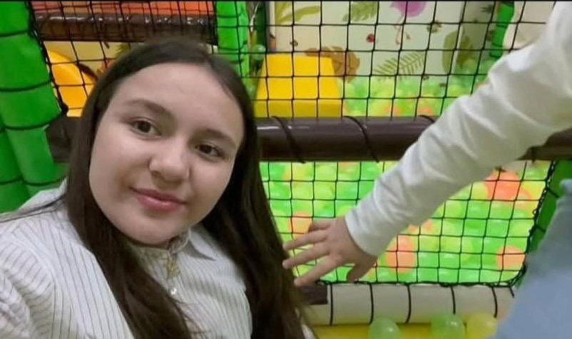 Kahramanmaraş okul katliamına ağlıyor! 9 öğrenci ve öğretmenin cenazesi kahretti - Resim: 13