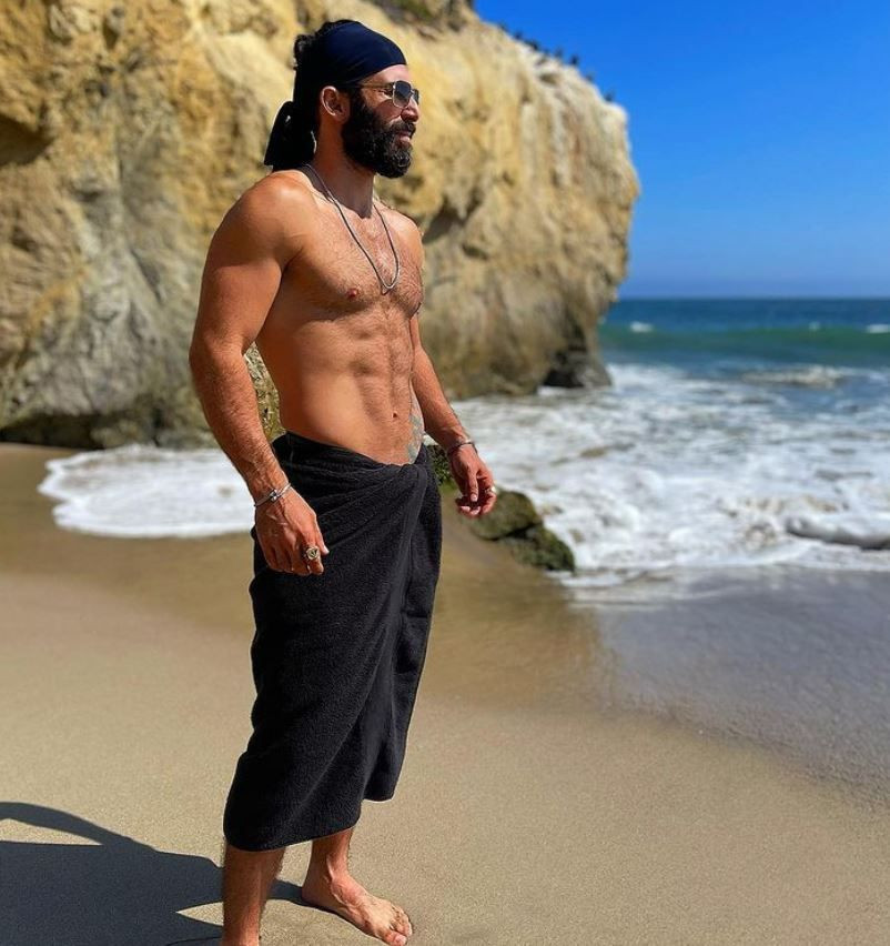 Survivor All Star 2022 öncesi Turabi'den Acun Ilıcalı'yı kızdıracak anket: Sizce kim sunmalı? - Resim: 1