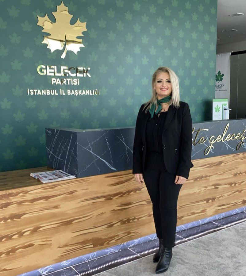 Gelecek Partisi yöneticisi, birlikte yaşadığı emekli polis tarafından öldürüldü! Oğlunun mezarı başında intihar etti - Resim: 1