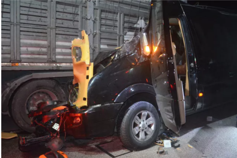 Kazada hayatını kaybetmişti Tolga Güleryüz'ün minibüsteki son görüntüsü ortaya çıktı! - Resim: 4