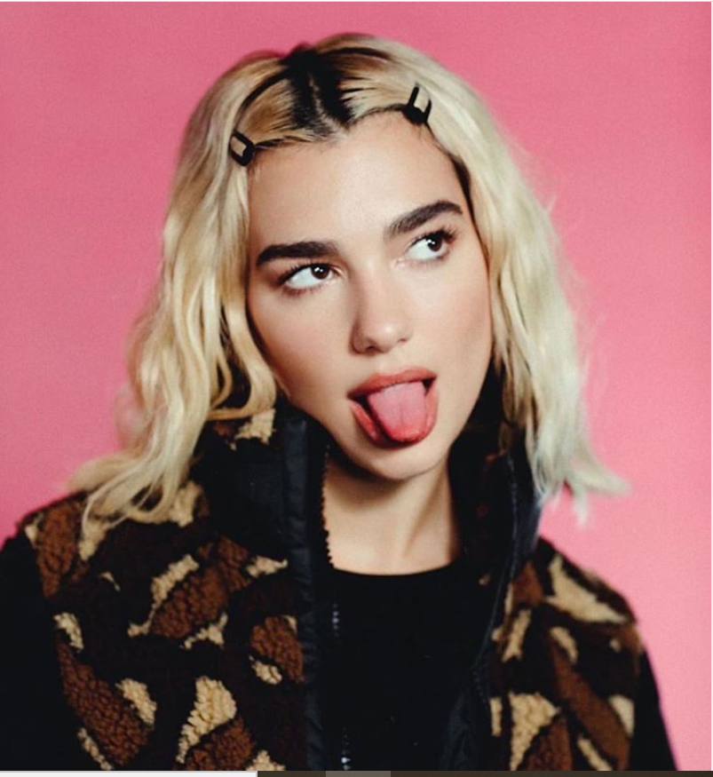 Dua Lipa karantinada nasıl zaman geçirilir dedi küvet pozu paylaştı! - Resim: 1