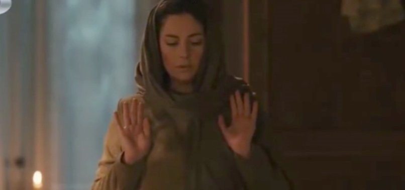 Mehmed Bir Cihan Fatihi'nde namaz skandalı böylesi görülmedi - Resim: 4