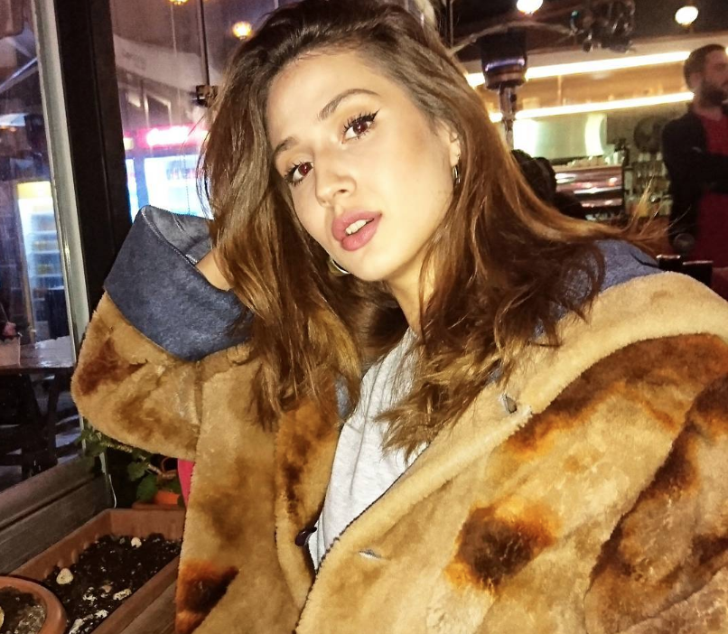 Simay Rasimoğlu kimdir Miss Turkey 2019 birincisinin boyunu duyan şaşkına dönüyor - Resim: 3