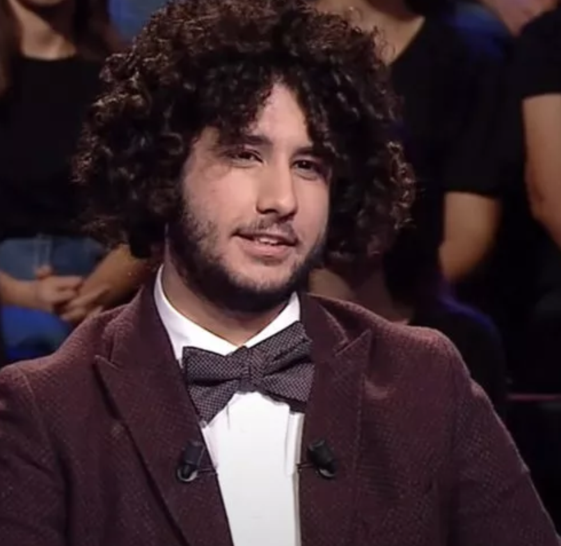 Kim Milyoner Olmak İster’İn şampiyonu Arda Ayten bakın şu an ne yapıyor! Arda Ayten şimdilerde… - Resim: 1