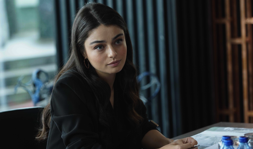 Ayça Ayşin Turan’dan sürpriz imaj! Tesettüre girdi o hali olay oldu - Resim: 3