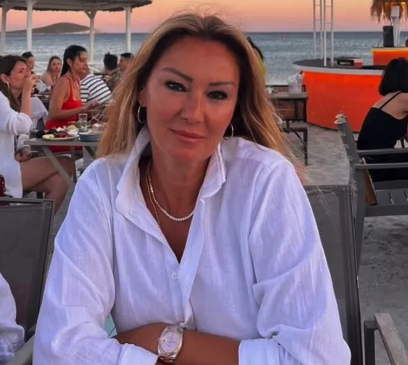 Pınar Altuğ'un 32 yıl önceki halini görenler gözlerine inanamadı! Kimse o olduğuna inanmadı - Resim: 1