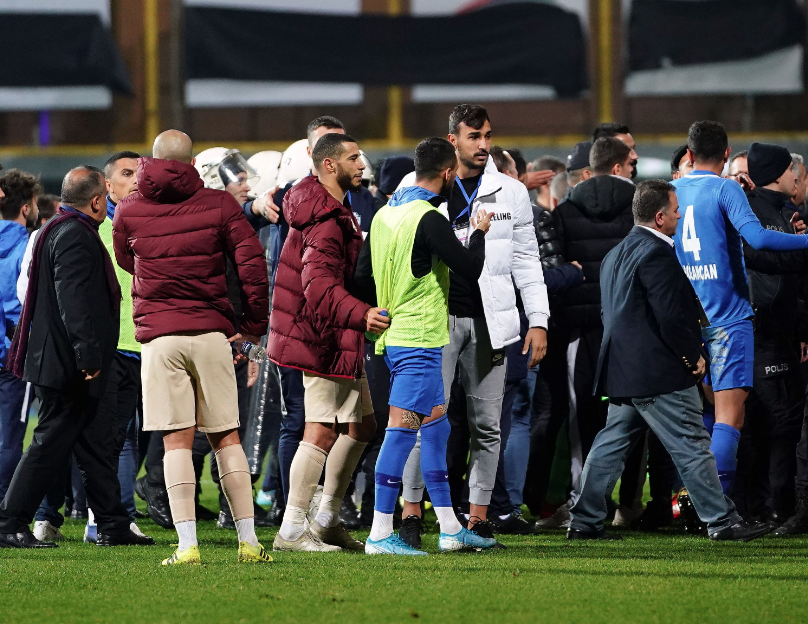 Gökhan Çıra - Fatih Terim 'mafya' kavgası! Eşi Selin Ciğerci'yi de işin içine kattı - Resim: 2