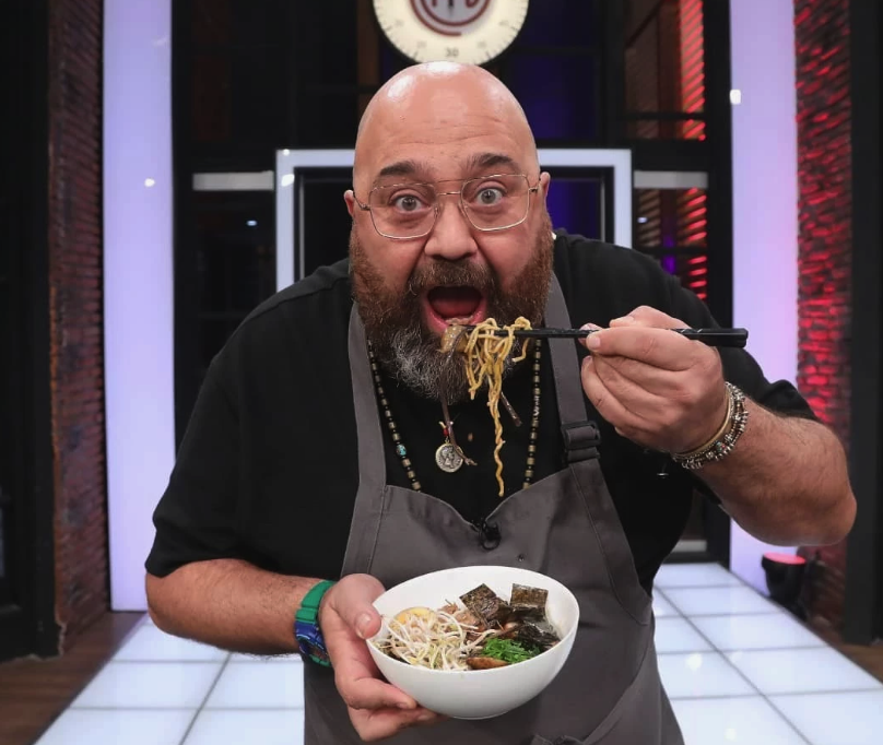 Somer Sivrioğlu sevgilisine övgüler yağdırdı! Kendinden 21 yaş küçük sevgilisi için söylediği... - Resim: 4