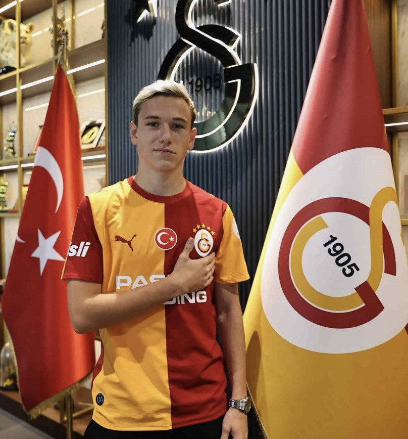 Galatasaray'ın yeni yıldızı Batrakov'a talip! 5 Avrupa takımı kancayı taktı... - Resim: 5