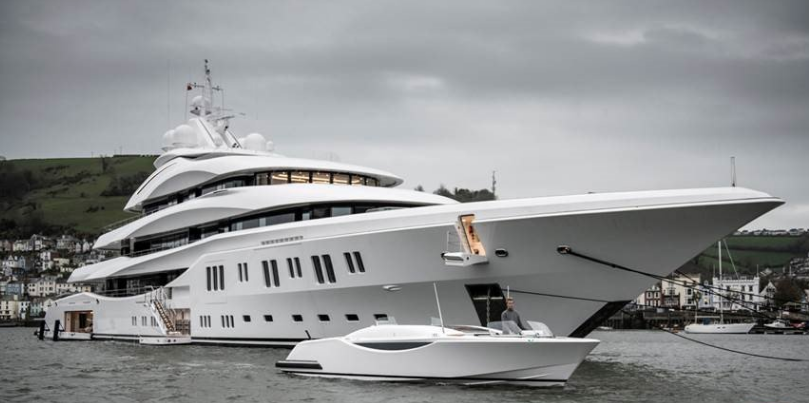 Kazak iş adamı Machkevitch yatının deposunu fulledi! Tam 80 ton yakıt ikmali yapıldı - Resim: 2