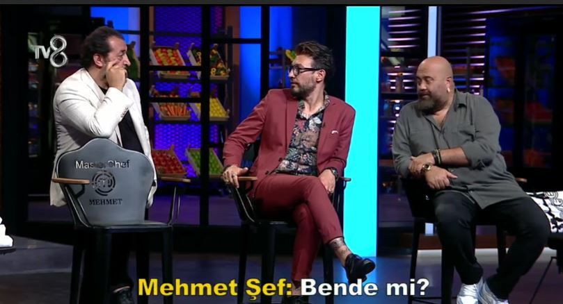 Tv8 MasterChef'te Mehmet Şef rüzgarı: Sırasını karıştırdı kahkahalar havada uçuştu - Resim: 4