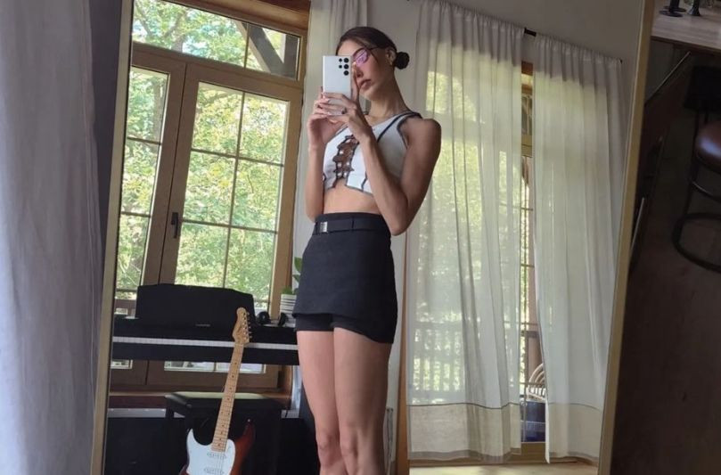 Dilan Çiçek Deniz'in paylaştığı bikinili pozlar sosyal medyayı salladı - Resim: 4