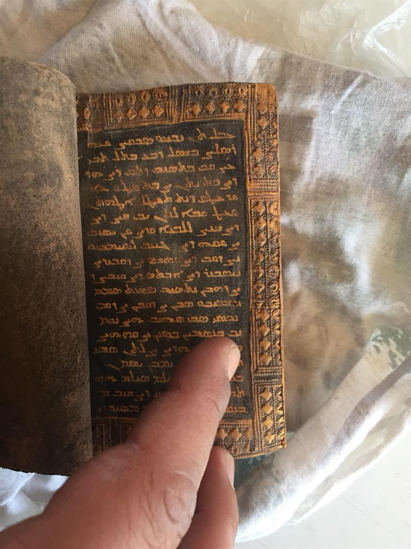 Aksaray'da tarihi İncil ele geçirildi - Resim: 2