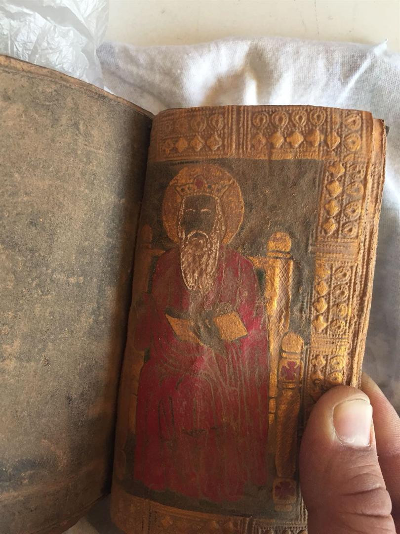 Aksaray'da tarihi İncil ele geçirildi - Resim: 4