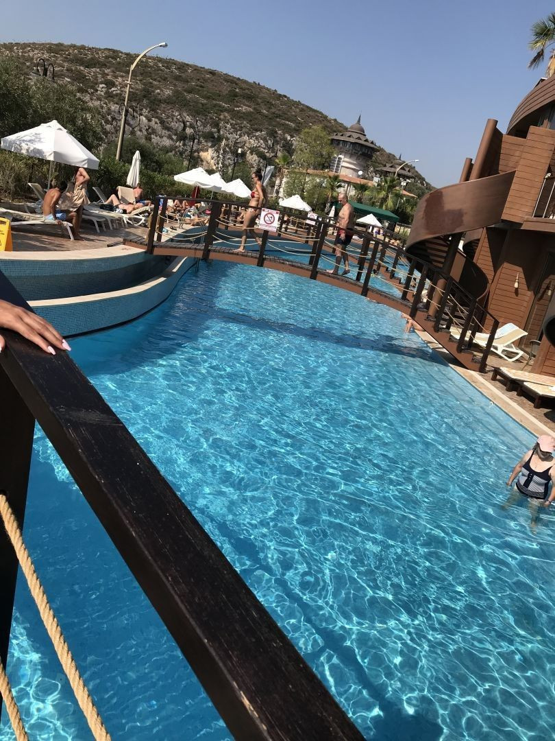 Kuşadası’nda ünlü 5 yıldızlı otel icradan satılık! Bedeli 25.5 milyon - Resim: 3