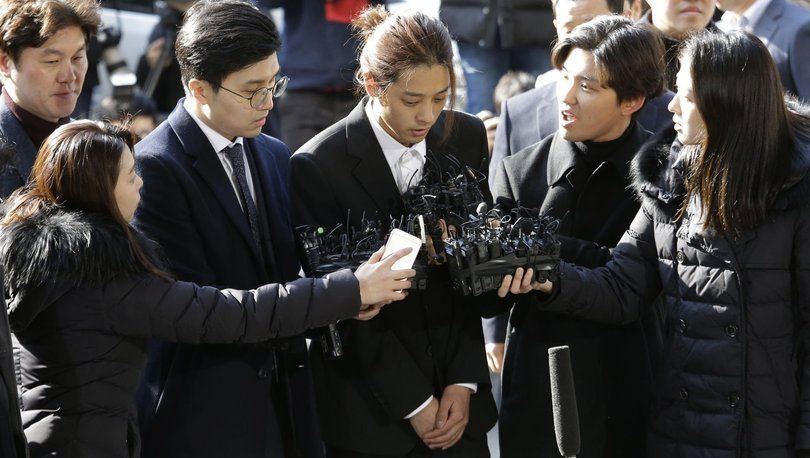 Güney Kore seks skandalına imza atan şarkıcı Jung Joon-yong'u konuşuyor - Resim: 2