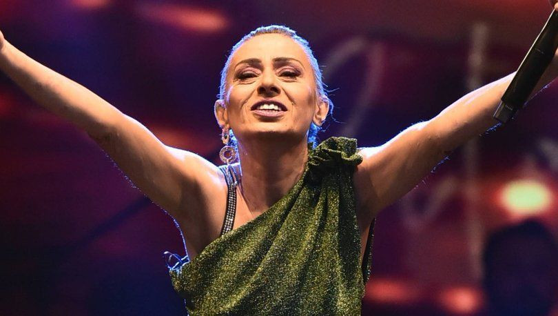 Eski Survivor yarışmacısı 'Yıldız Tilbe'yle evlenirdim' deyip itiraf etti: Seni çok seviyorum - Resim: 1