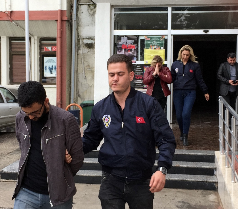 Fuhuş bahanesiyle şantajdan yakalandı, hıçkırıklara boğuldu - Resim: 3