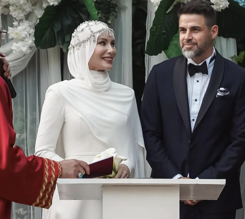 Reshad Strik'ten çok özel paylaşım! Gamze Özçelik havalara uçacak - Resim: 4