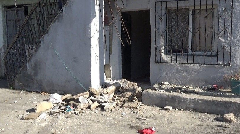 İzmir'de feci olay! Genç kız neye uğradığını şaşırdı kendini bir anda aşağıda buldu - Resim: 2