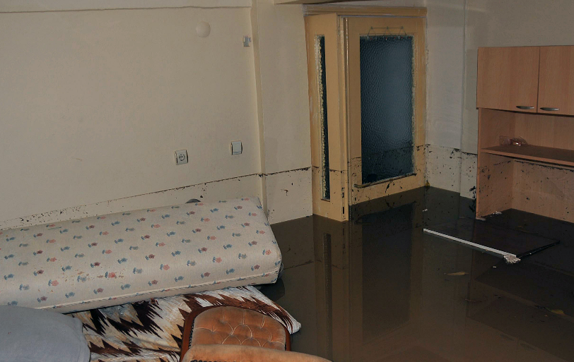 Antalya'yı bayramda sel aldı - Resim: 3