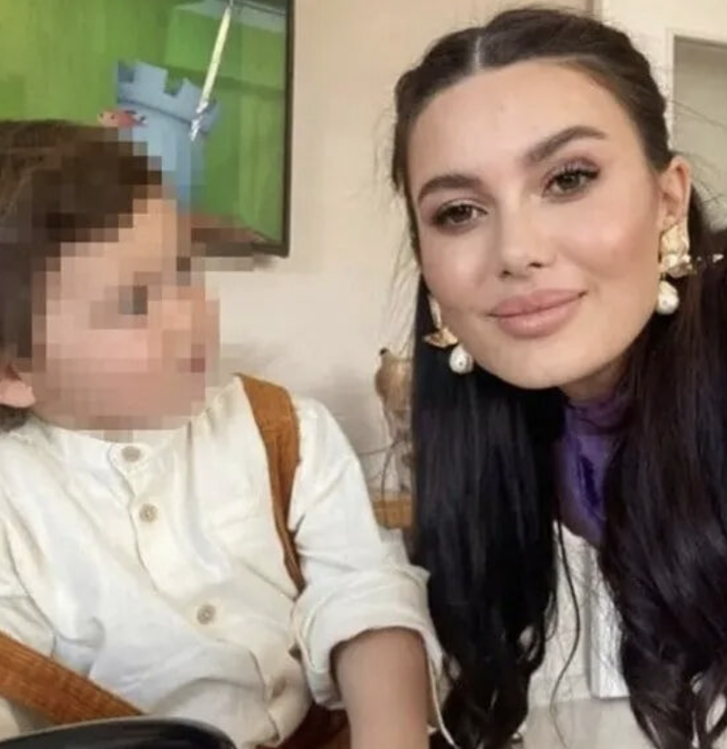 Sabancı çifti kayak tatiline gitti, tepkiler gecikmedi! Nazlı Sabancı önce paylaştı sonra sildi... - Resim: 2