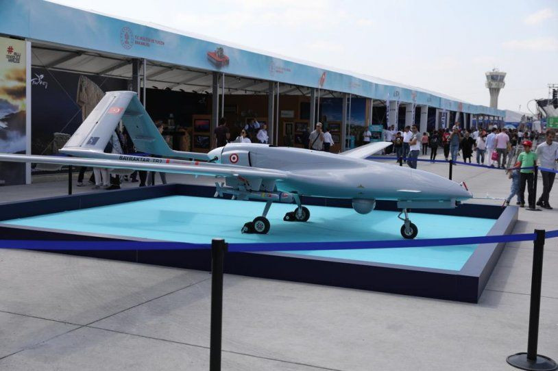 İBB Başkanı Ekrem İmamoğlu TEKNOFEST'te gitti! Gençlerden yoğun ilgi - Resim: 3