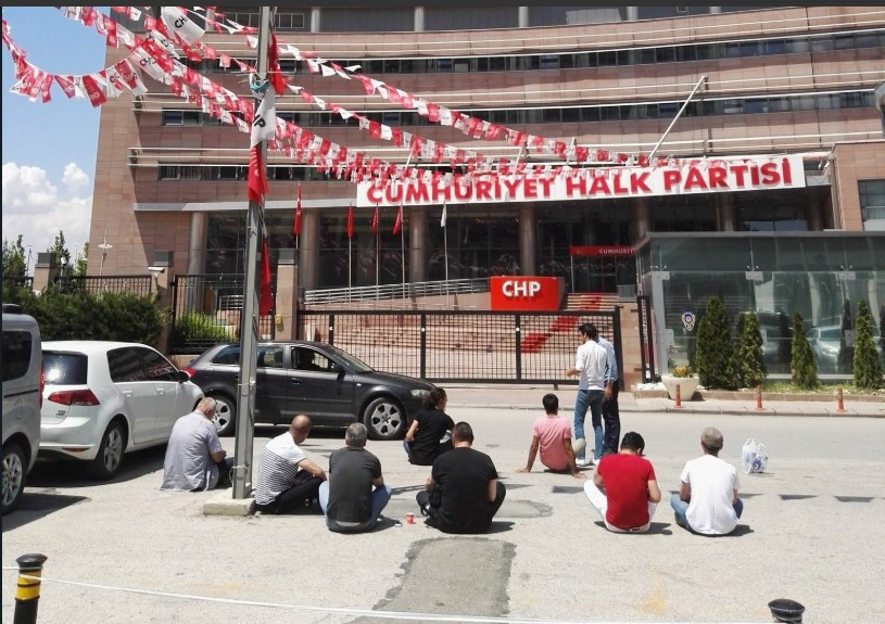 İçimize sindiremiyor deyip istifa istediler - Resim: 1