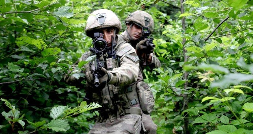 PKK'nın Karadeniz'deki en büyük silah deposuna ulaşıldı - Resim: 3