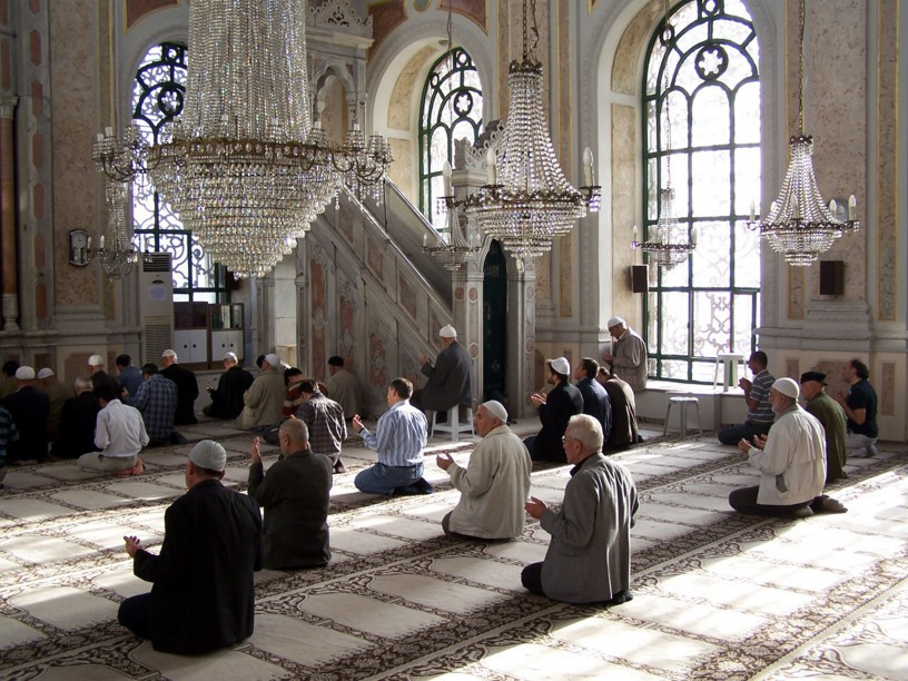 Cuma günü yapılacak ibadetler neler? - Resim: 1