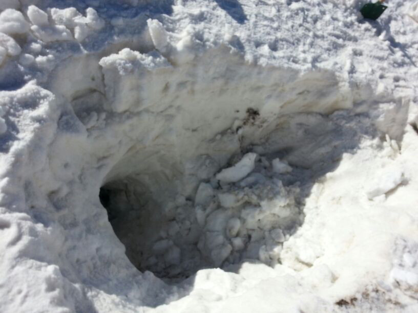 Van Erciş'te kara gömülü PKK'ya ait 7 sığınak bulundu - Resim: 2