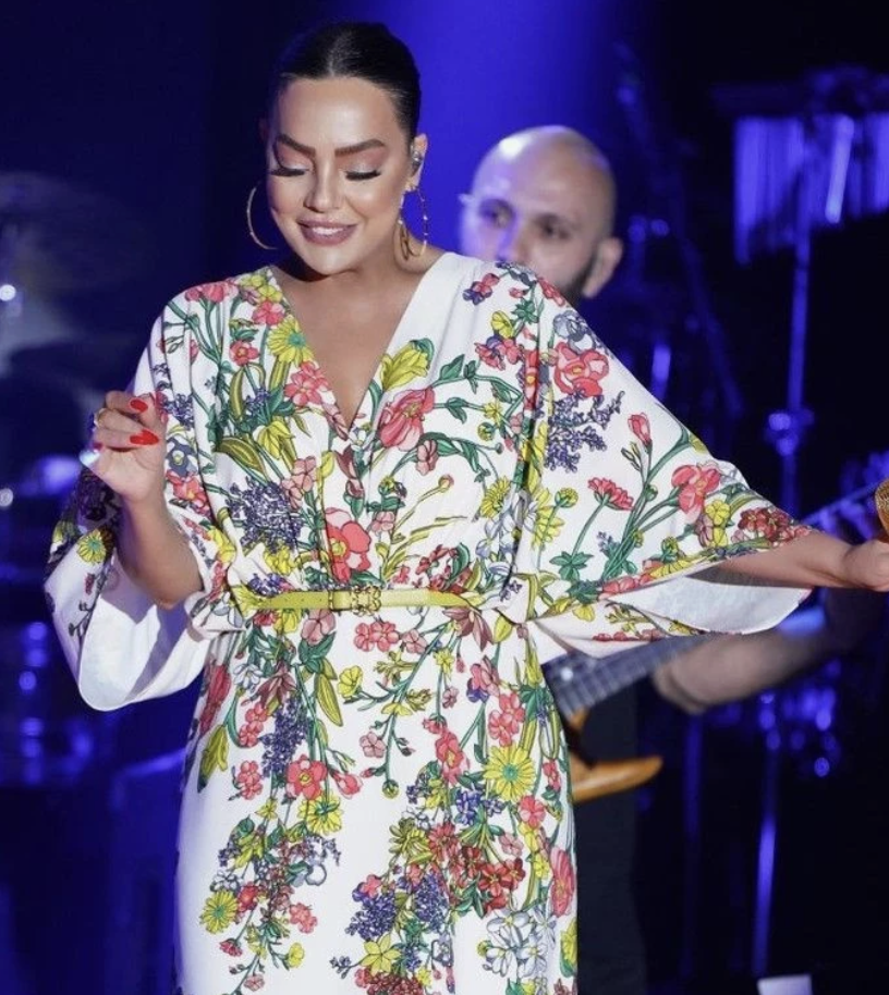 Ebru Gündeş'ten muhteşem değişim! Son pozu olay - Resim: 4