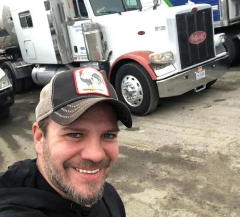 'ABD'de hayat pahalı' diye isyan eden Tolga Karel Türkiye'ye dönecek mi? - Resim: 2