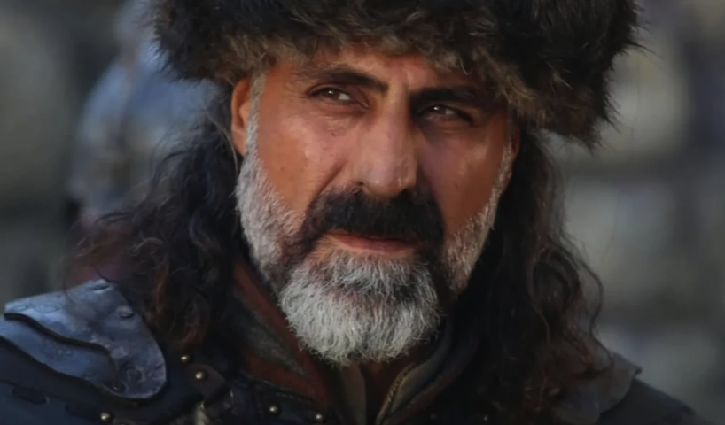 Kurtlar Vadisi'nin Abdülhey'i Kenan Çoban tası tarağı topladı, kimsenin bulamayacağı o yere taşındı! - Resim: 4