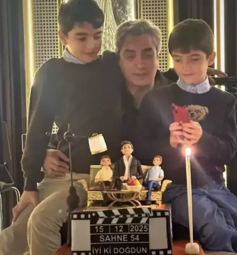 Kurtlar Vadisi'nin unutulmaz ismi 54 yaşında! Necati Şaşmaz oğulları ile paylaştı... - Resim: 4