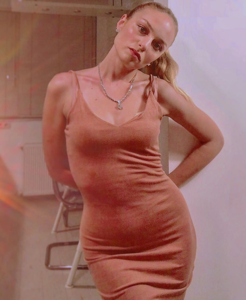 Yeni Hayat'ın Nevin'i Nilperi Şahinkaya'dan şaşırtan itiraf! O sözler psikolojimi bozdu - Resim: 4