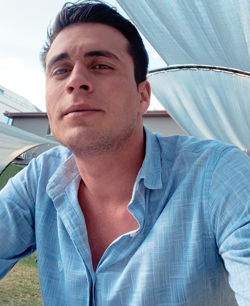 Ünlü işadamının torunu, kuyumcu sevgilisi tarafından boğazı kesilerek öldürüldü - Resim: 4