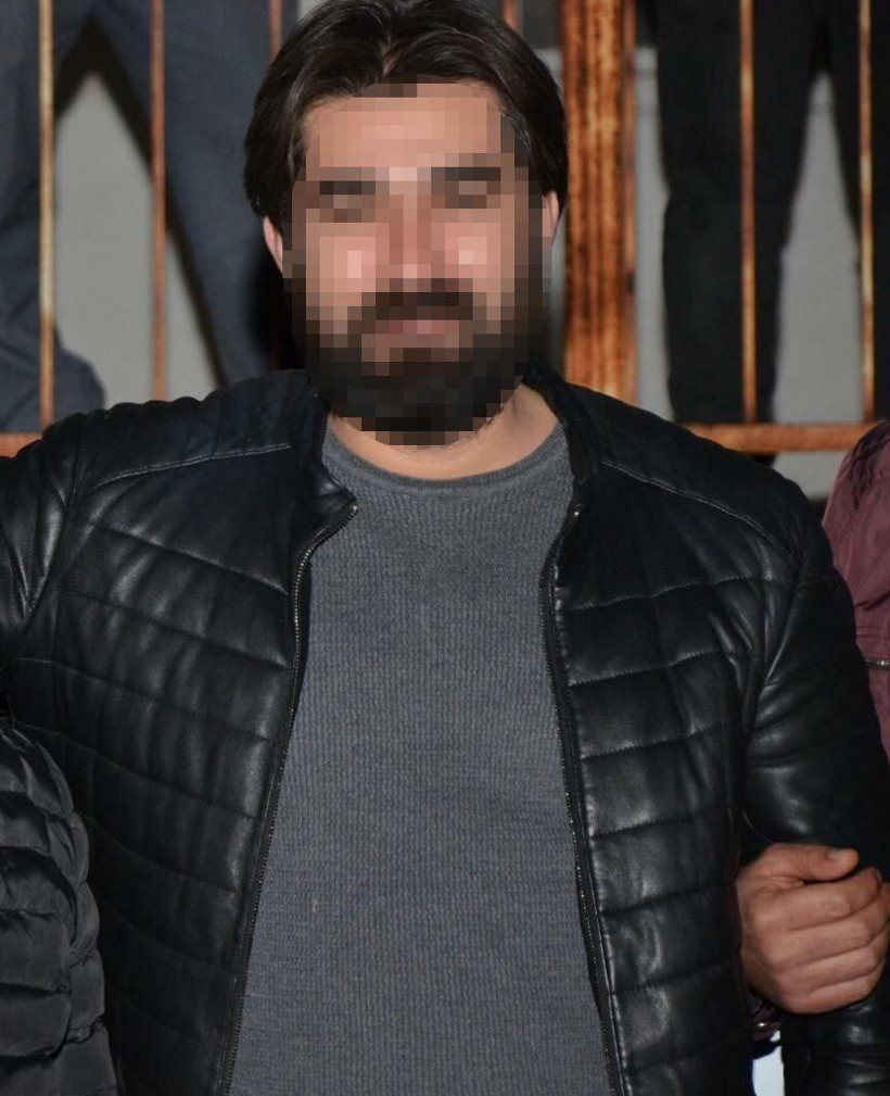 Polisi askeri ve bankaları dolandıran adam eşi ve çocuklarını bırakıp bakın ne yaptı - Resim: 1