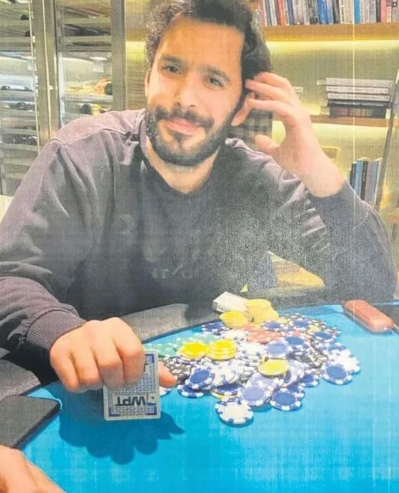 Bebek Otel sahibi Muzaffer Yıldırım'ın telefonundan çıkanlara bakın! Ünlü isim kumar masasında böyle poz vermiş - Resim: 4