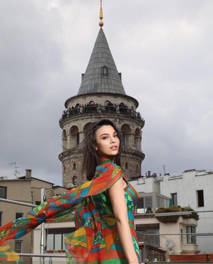 Tuvana Türkay'ın koronavirüse yakalandığı ortaya çıktı! İşte son durumu - Resim: 1