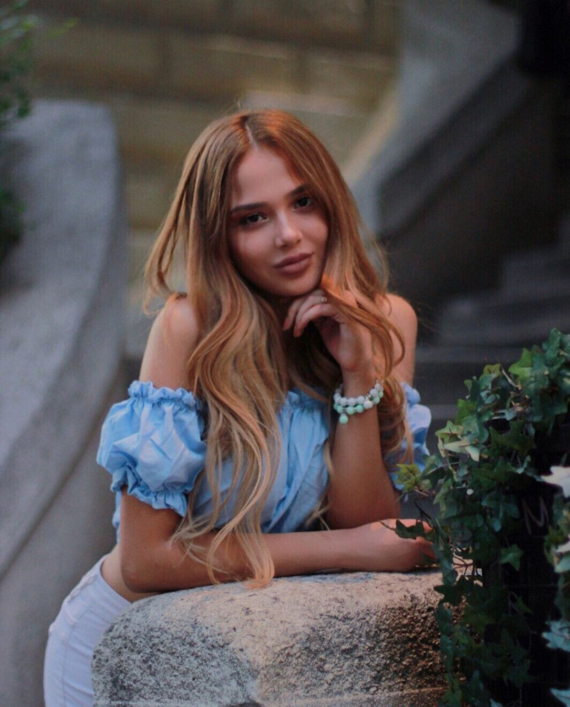 Galatasaraylı Emre Mor'u ifşalayan fenomen Merve Taşkın'a ‘müstehcenlik’ten 5 ay hapis - Resim: 2