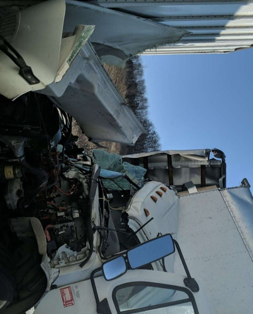 ABD'de feci zincirleme kaza! 40 araç birbirine girdi: Yol trafiğe kapatıldı - Resim: 4