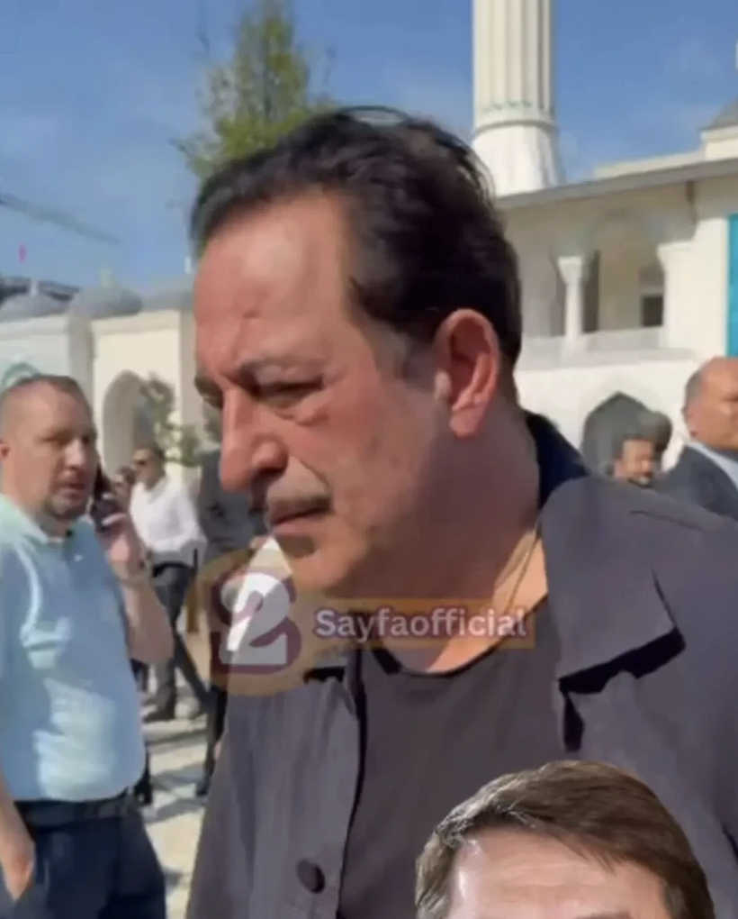 Cem Yılmaz'ı görenler tanıyamadı! Cenazedeki hali şaşırttı... - Resim: 6