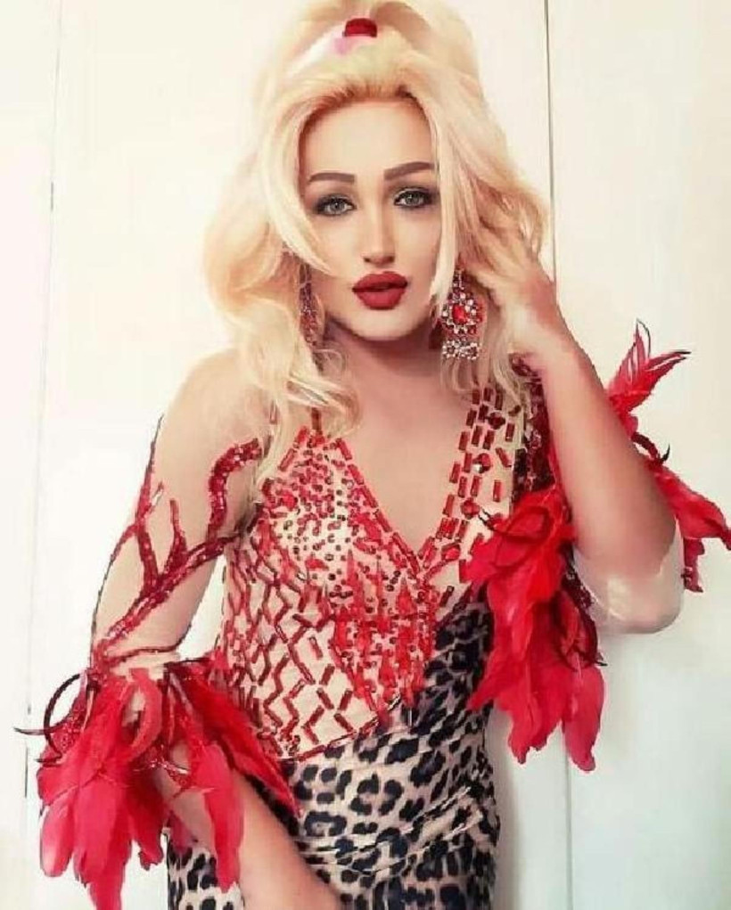 Trans şarkıcıya saldırıp tişörtünü yırttı! Göğsünden yaralandı: Semiha Yankı 5 yıl hapis istemi - Resim: 1