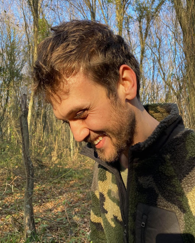 19 Mayıs gafıyla alay konusu oldu! Çukur'un yıldızı Aras Bulut İynemli fark edince hemen sildi - Resim: 2