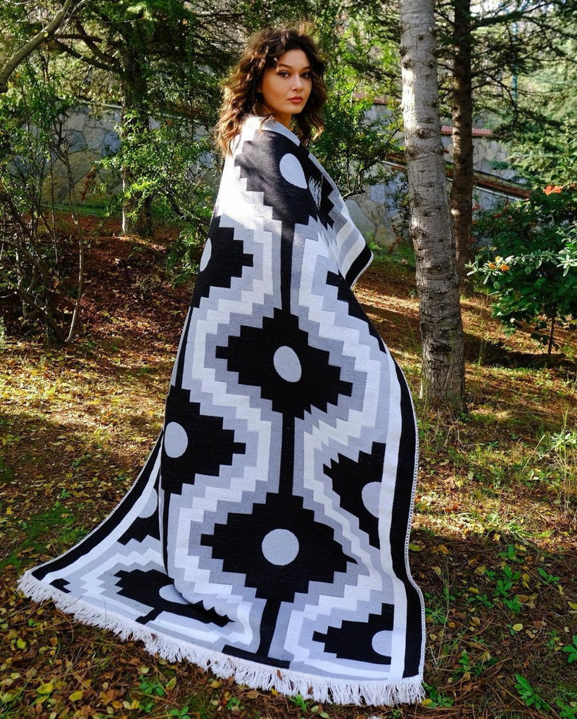 'Şimdi olsa avazım çıktığı kadar bağırırım' dedi! Nurgül Yeşilçay Afra Saraçoğlu itiraf etti - Resim: 2