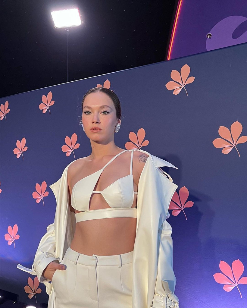 'Yeni aşkı ortaya çıktı' dendi! Masumlar Apartmanı'nın Rüya'sı Melisa Şenolsun son noktayı koydu - Resim: 1