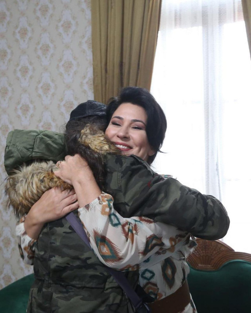 '23 kilo verdim çok hastalandım' diyen Üç Kız Kardeş'in Nesrin'i İclal Aydın anlattı: 2 yıl boyunca... - Resim: 3